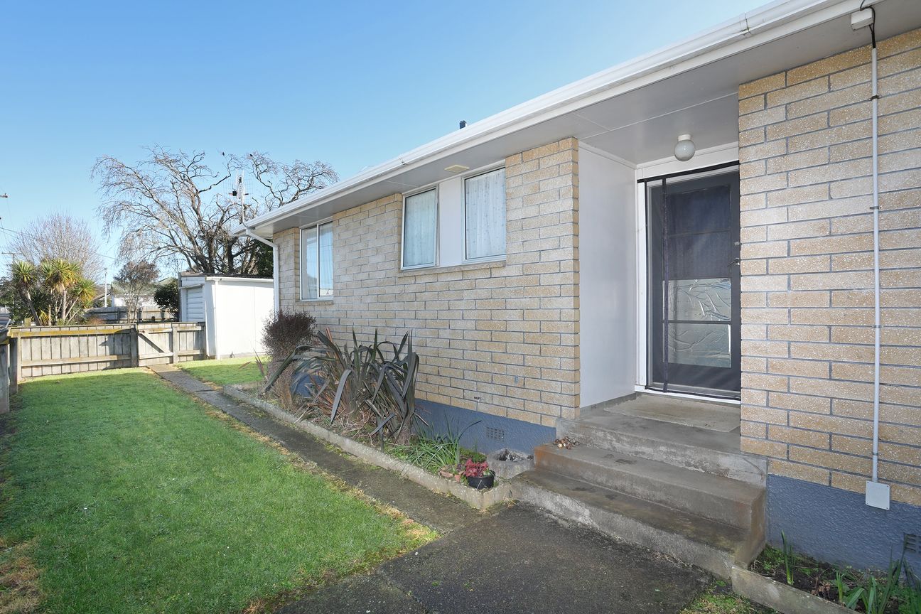 Solid, Practical Living in a Convenient Location - Ansicht 5