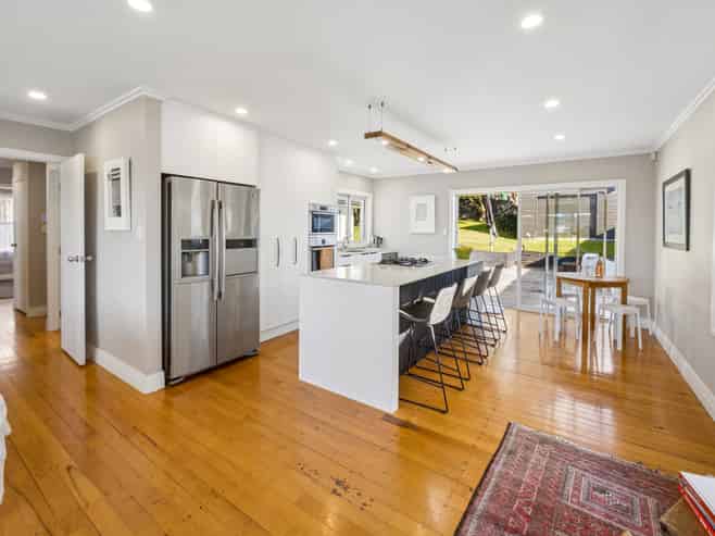 6 Epping Road, Henderson