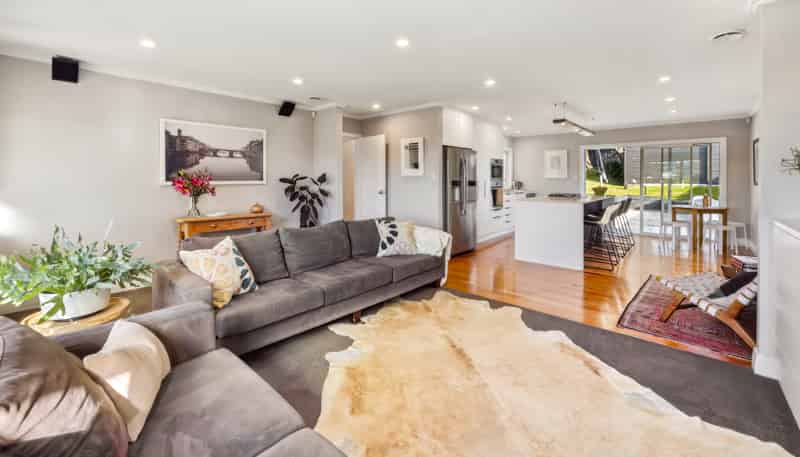 6 Epping Road, Henderson