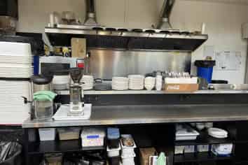 Superb cafe in vibrant Ahuriri location