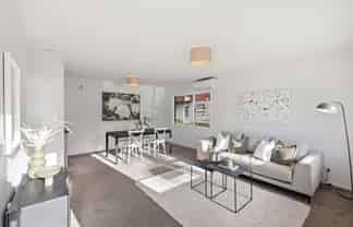 1/92 Lake Road, Northcote