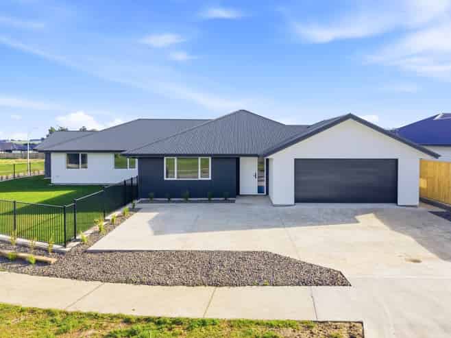 7 Teitei Avenue, Feilding