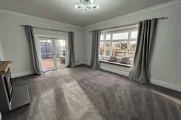 608 Queen Street East, Levin