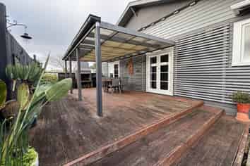 608 Queen Street East, Levin