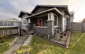 608 Queen Street East, Levin