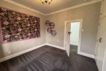 608 Queen Street East, Levin