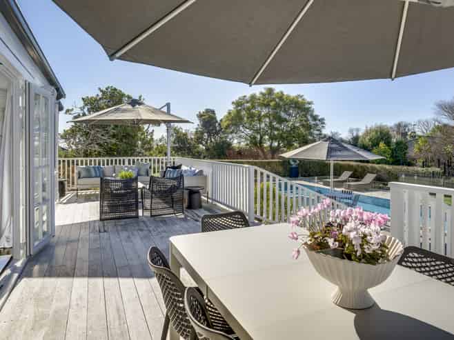 59 Busby Hill, Havelock North