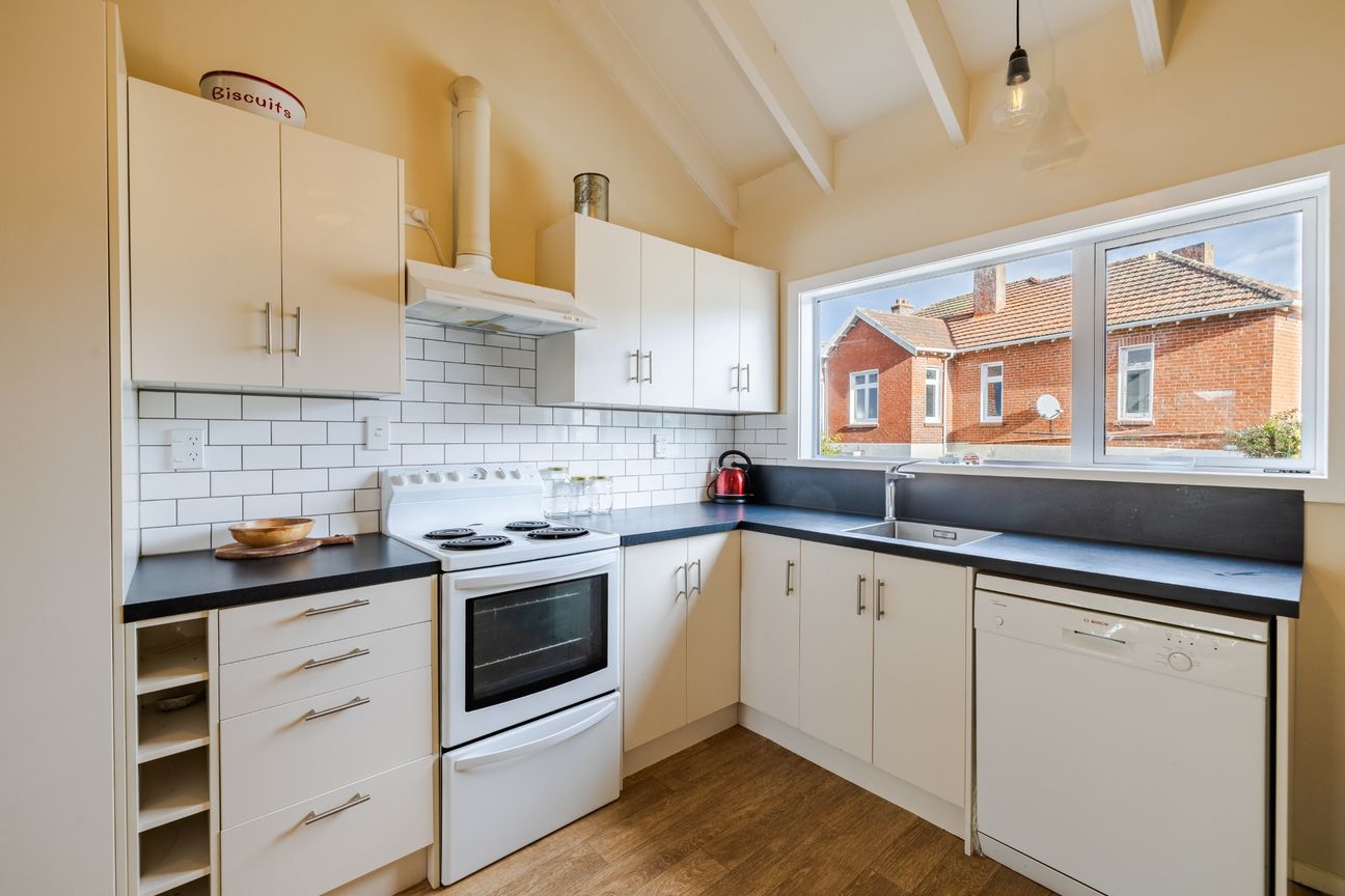 Effortless Living in a Prime Location - Widok 6