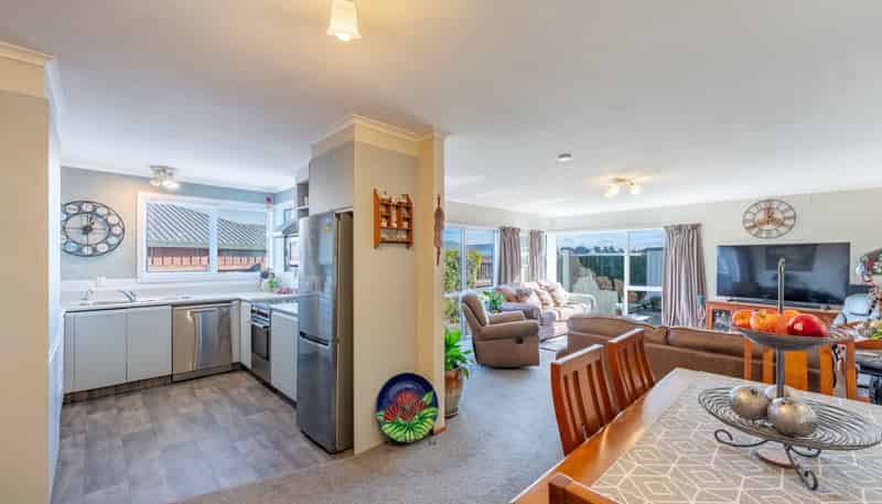 24A Orielton Place, Gleniti
