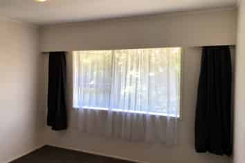 2/10 Landseer Place, Blockhouse Bay