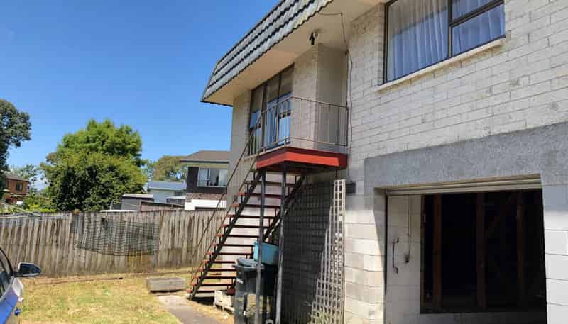 2/10 Landseer Place, Blockhouse Bay