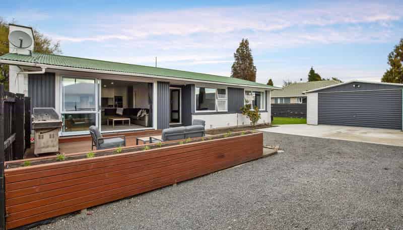 19 Kathleen Crescent, Hornby