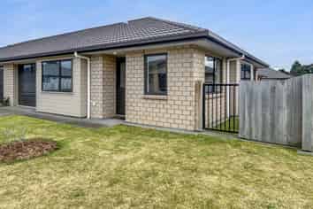 8/171 Waerenga Road, Otaki