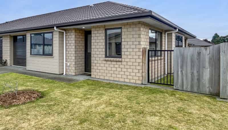 8/171 Waerenga Road, Otaki