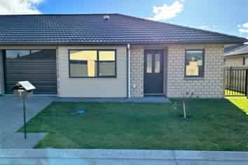 8/171 Waerenga Road, Otaki