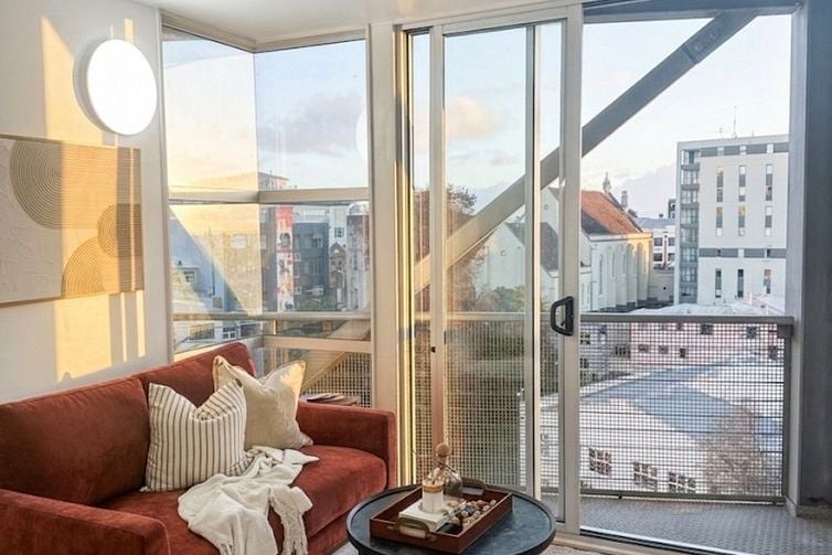 Modern Fully furnished – Just Bring Your Suitcase - Vista 2