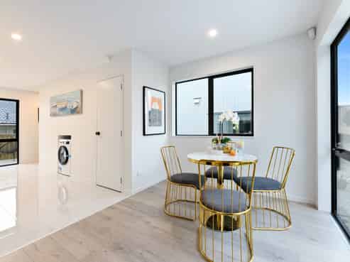 311 Albany Highway, Albany