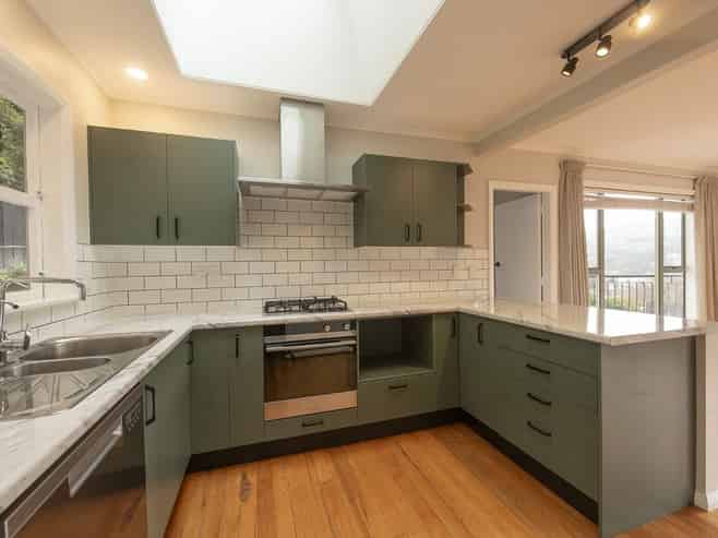 14 Torwood Road, Khandallah