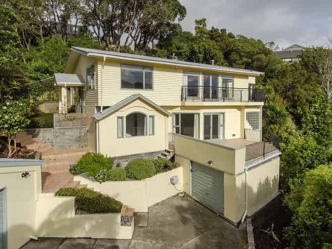 14 Torwood Road, Khandallah