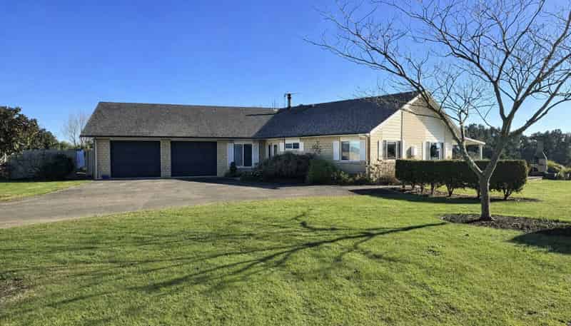 26 Croft Lane, Glenview