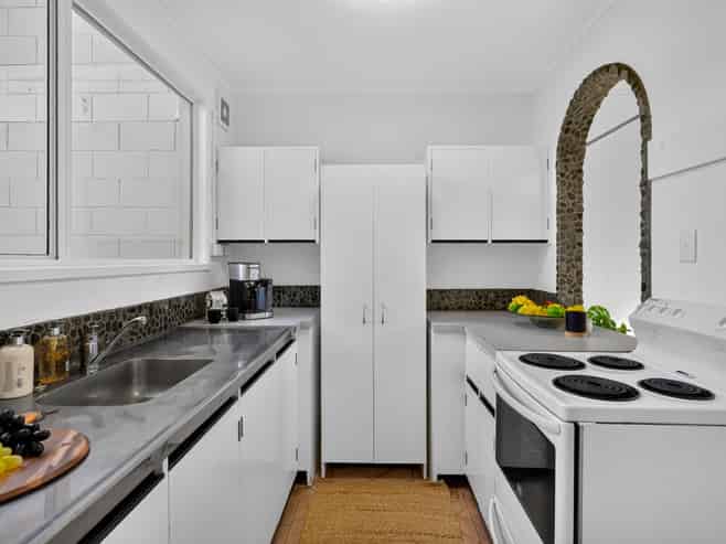 4/3 Glen Road, Browns Bay