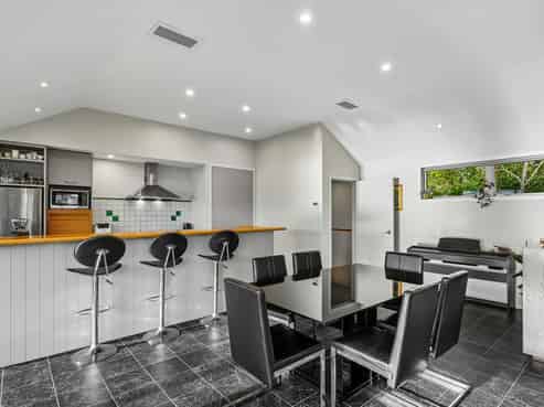 30 Oxley Crescent, Broad Bay