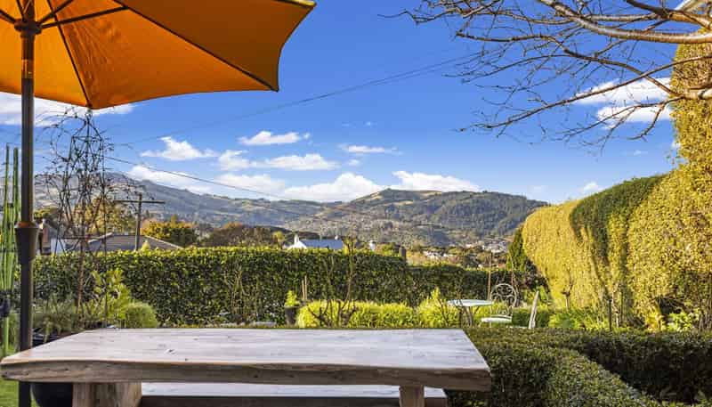26 City Road, Roslyn