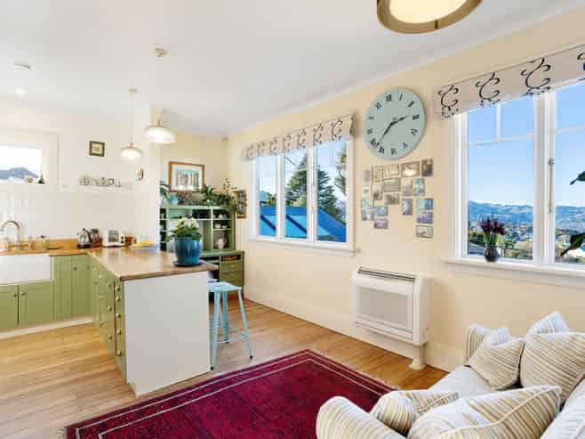 26 City Road, Roslyn