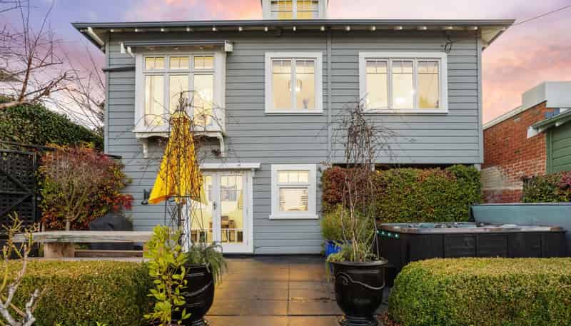 26 City Road, Roslyn