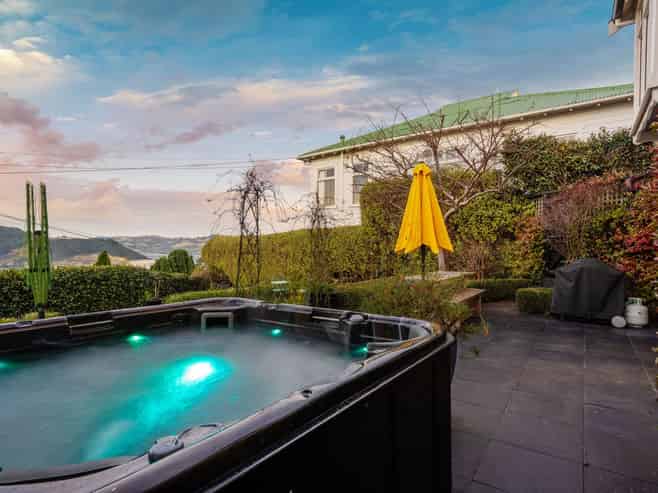 26 City Road, Roslyn
