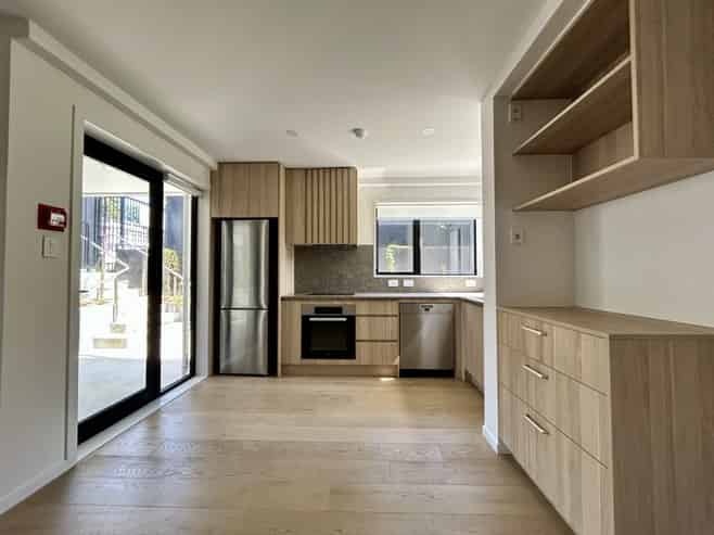10/64 (64c)  Coronation Road, Mangere Bridge