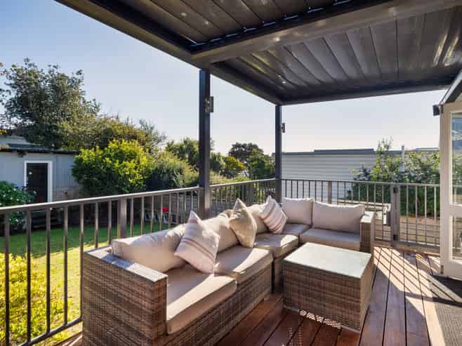 95 Alberton Avenue, Mount Albert