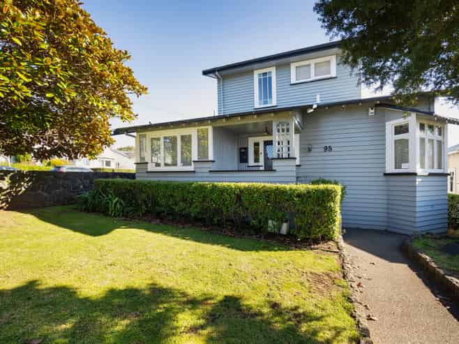 95 Alberton Avenue, Mount Albert