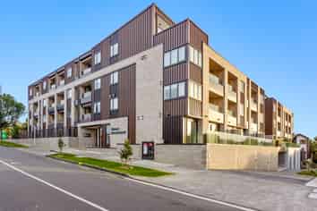122/8 Meadowbank Road, Meadowbank