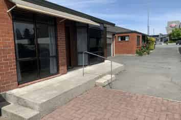A/3 Sealy Street, Highfield