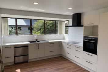 A/3 Sealy Street, Highfield