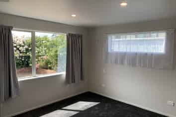 A/3 Sealy Street, Highfield