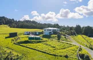 694 Millbrook Road, Waipu