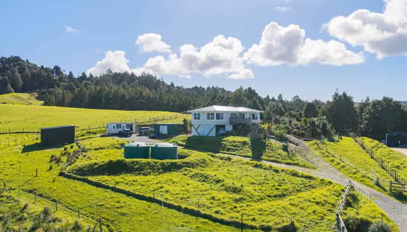 694 Millbrook Road, Waipu