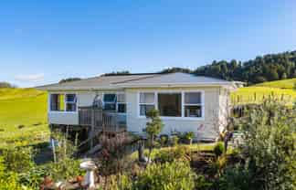 694 Millbrook Road, Waipu