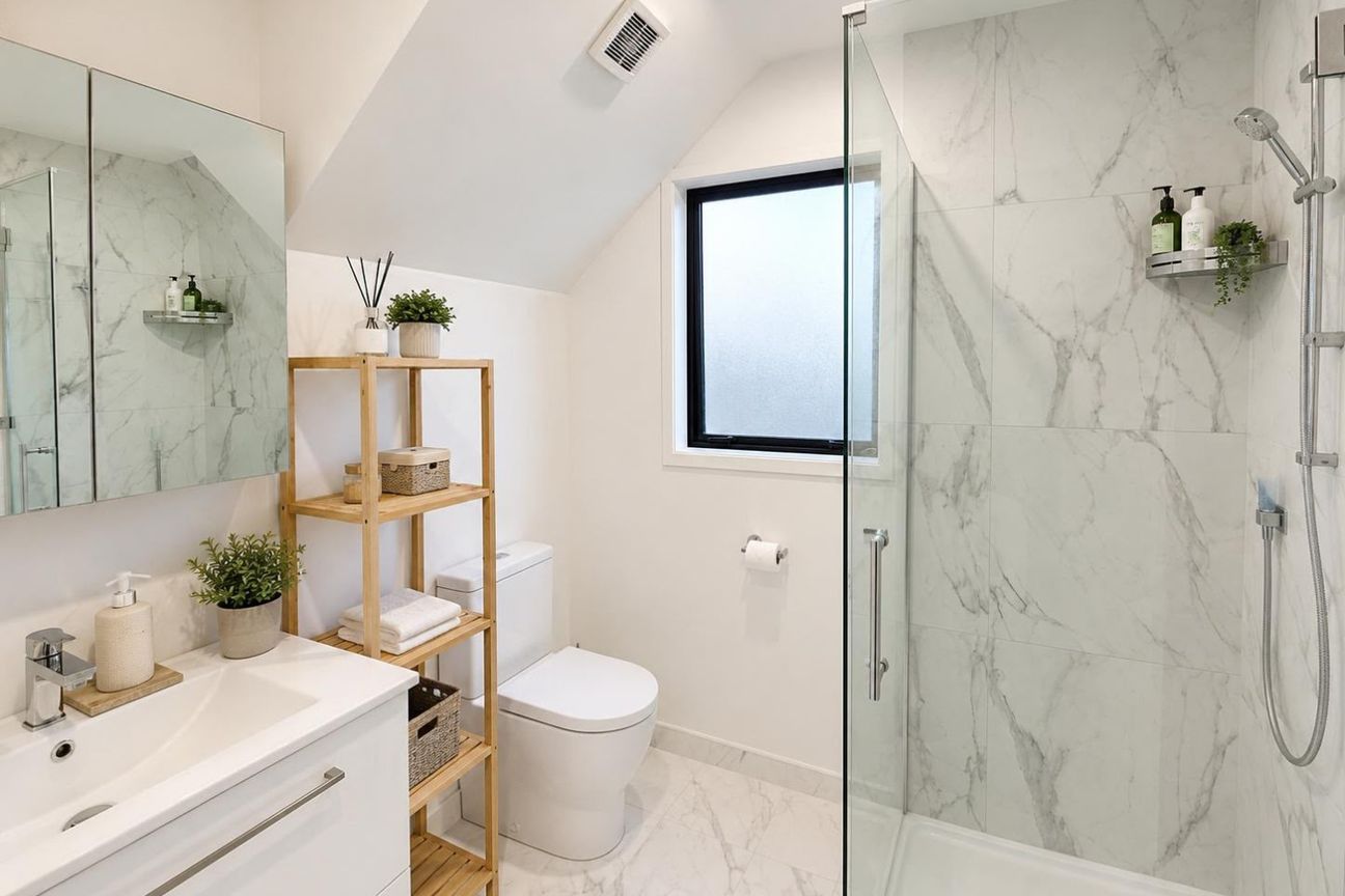 Modern 2-Bedroom, 2-Bathroom Townhouse with EV Charger – Sunnyvale - Bild 6