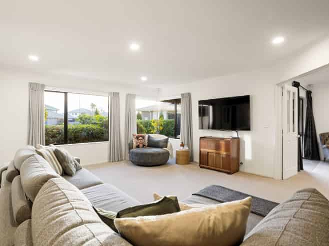 79 Harrowfield Drive, Harrowfield