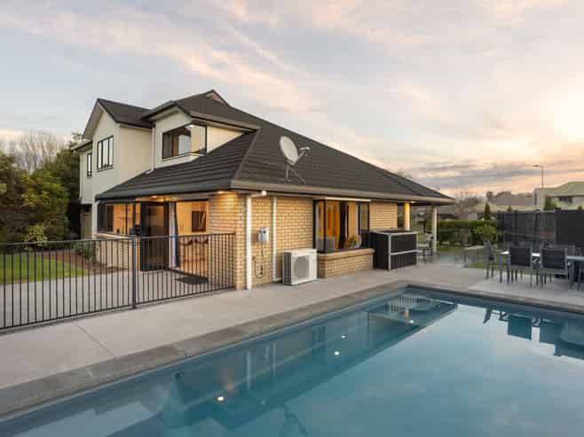 79 Harrowfield Drive, Harrowfield