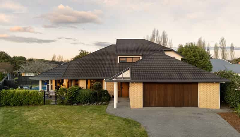 79 Harrowfield Drive, Harrowfield
