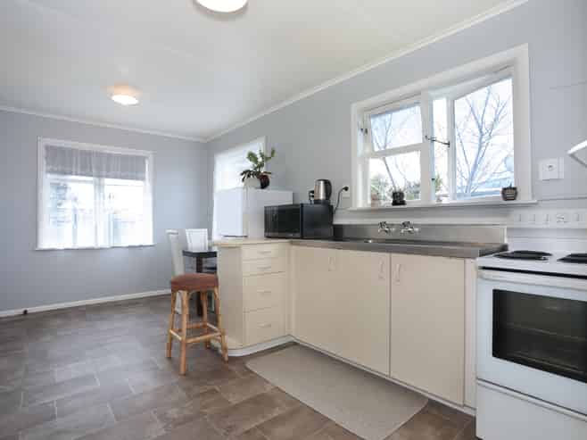 9 Oriana Place, Highbury