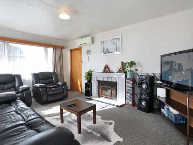 9 Oriana Place, Highbury
