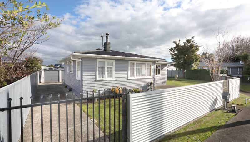 9 Oriana Place, Highbury