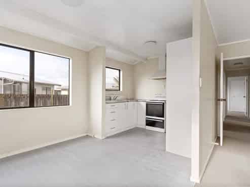1/12 Templeton Place, Clendon Park