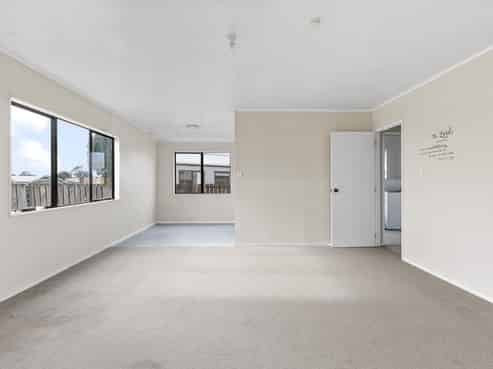 1/12 Templeton Place, Clendon Park