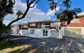 2/105 Landscape road, Mount Eden